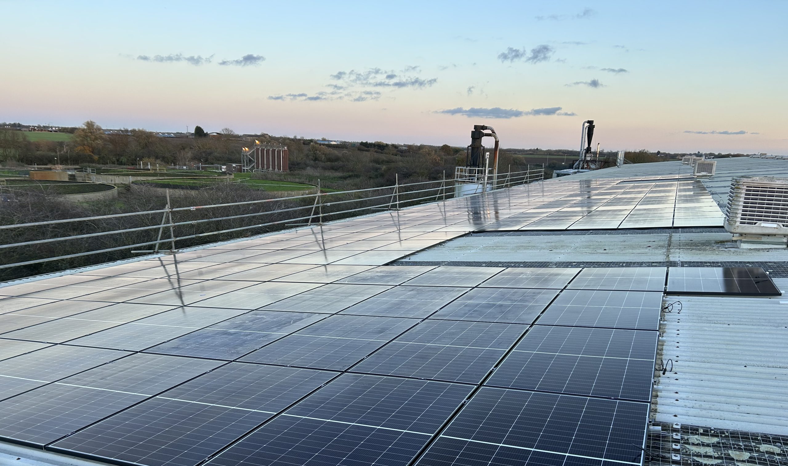 commercial solar panels uk
